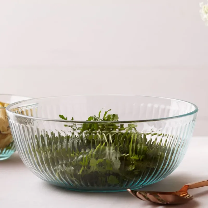 Pyrex® Sculpted 4.5-quart Mixing Bowl
